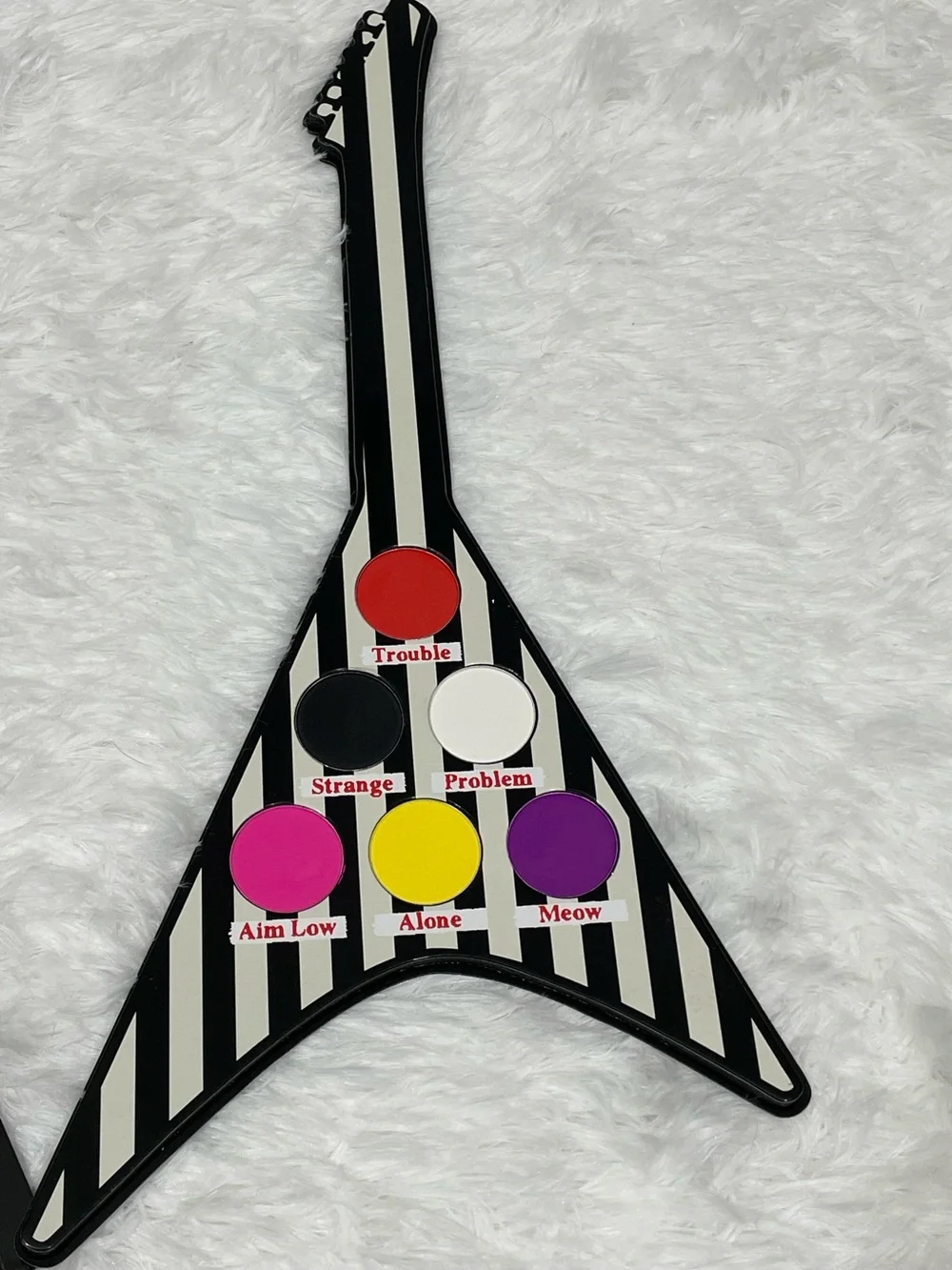 VAMPYRE COSMETICS x EMILY THE STRANGE Collab Guitar Makeup Eyeshadow Palette